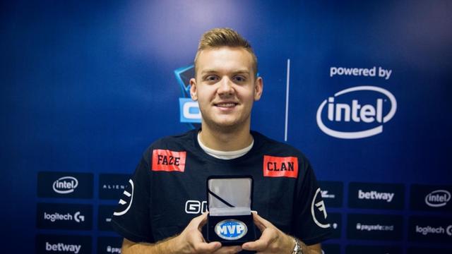 CS2重组已经开始——2024年秋季和2025年冬季的所有阵容变动